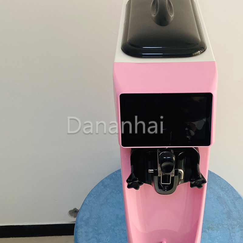 Volkswagen Desktop Mini Ice Cr - огляд і ціна Kitchen Appliances Quality